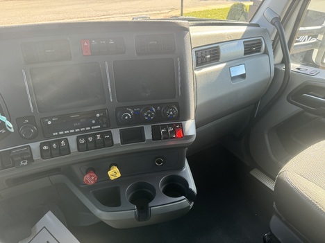 https://www.imanpro.net/pub/co/c1truck/photo/1023/11.jpg?20251021131411