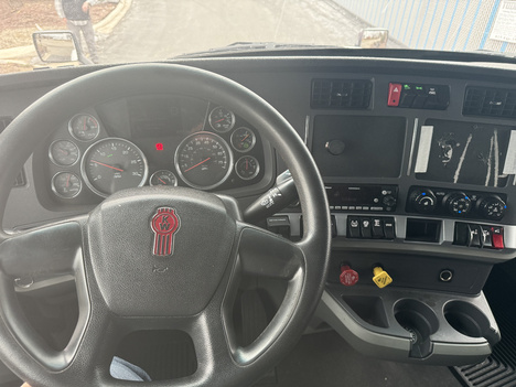https://www.imanpro.net/pub/co/c1truck/photo/1051/11.jpg?20251222161505