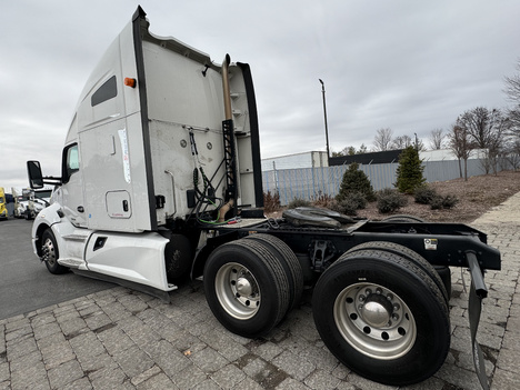 https://www.imanpro.net/pub/co/c1truck/photo/1051/5.jpg?20251222161505