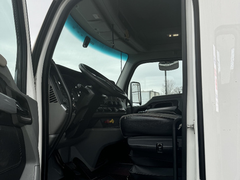 https://www.imanpro.net/pub/co/c1truck/photo/1051/8.jpg?20251222161505