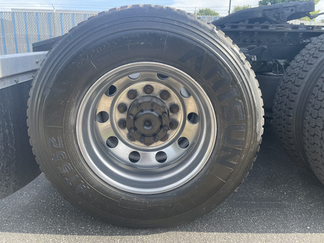 https://www.imanpro.net/pub/co/c1truck/photo/1057/17.jpg?20260604105256