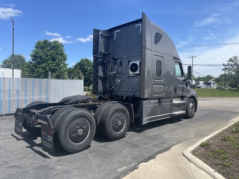 https://www.imanpro.net/pub/co/c1truck/photo/1058/5.jpg?20260521091808