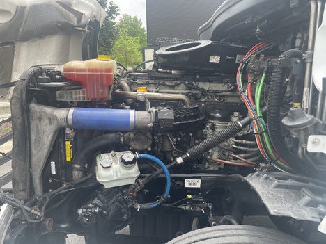 https://www.imanpro.net/pub/co/c1truck/photo/1077/23.jpg?20260519140528