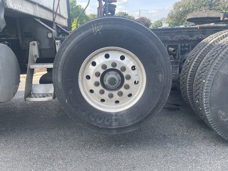 https://www.imanpro.net/pub/co/c1truck/photo/1079/11.jpg?20260611133636