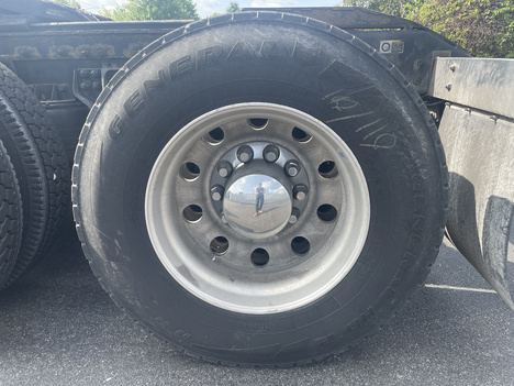 https://www.imanpro.net/pub/co/c1truck/photo/1079/15.jpg?20260611133636