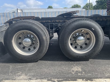 https://www.imanpro.net/pub/co/c1truck/photo/1079/16.jpg?20260611133636
