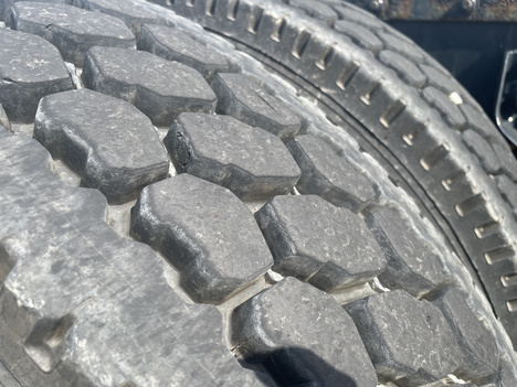 https://www.imanpro.net/pub/co/c1truck/photo/1079/18.jpg?20260611133636