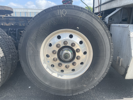 https://www.imanpro.net/pub/co/c1truck/photo/1079/20.jpg?20260611133636