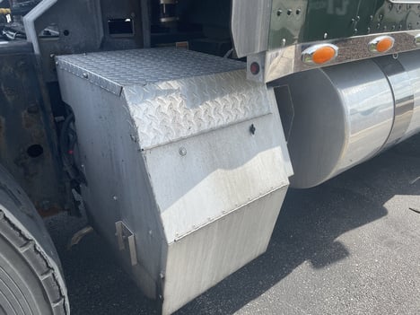 https://www.imanpro.net/pub/co/c1truck/photo/1079/21.jpg?20260611133636