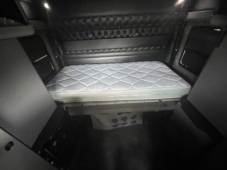 https://www.imanpro.net/pub/co/c1truck/photo/1079/27.jpg?20260611133636