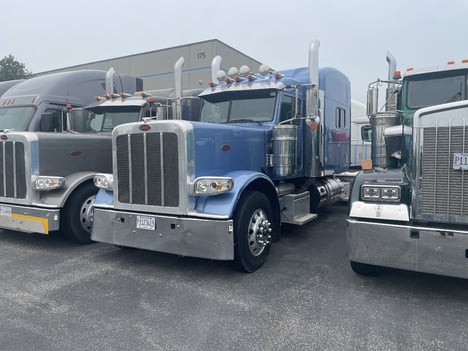 2022 PETERBILT 389 Sleeper #1080 2022 PETERBILT 389 Sleeper #1080