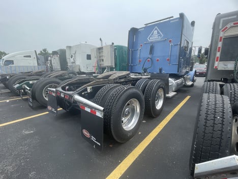 https://www.imanpro.net/pub/co/c1truck/photo/1080/7.jpg?20260720123132