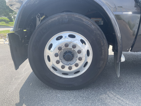 https://www.imanpro.net/pub/co/c1truck/photo/1082/9.jpg?20260608114702