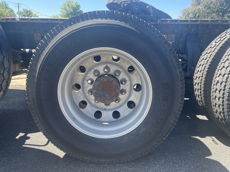 https://www.imanpro.net/pub/co/c1truck/photo/1083/14.jpg?20260615153050