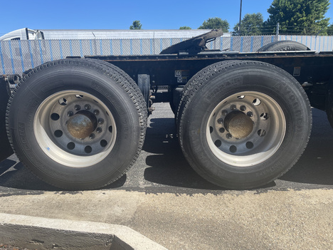 https://www.imanpro.net/pub/co/c1truck/photo/1083/18.jpg?20260615153050