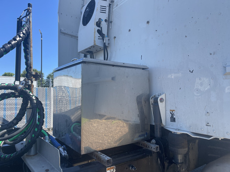 https://www.imanpro.net/pub/co/c1truck/photo/1083/25.jpg?20260615153050