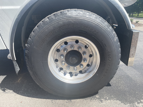 https://www.imanpro.net/pub/co/c1truck/photo/1083/26.jpg?20260615153050