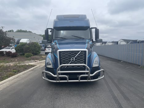 https://www.imanpro.net/pub/co/c1truck/photo/1084/2.jpg?20260526111215