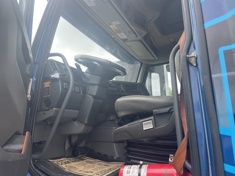 https://www.imanpro.net/pub/co/c1truck/photo/1084/26.jpg?20260526111215