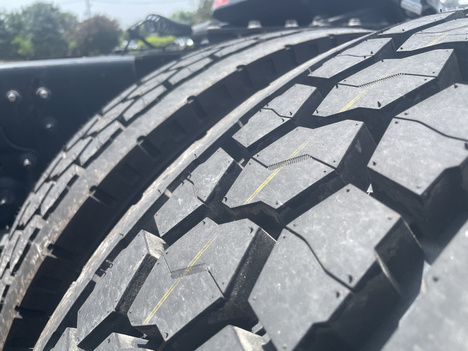 https://www.imanpro.net/pub/co/c1truck/photo/1085/13.jpg?20260630134514