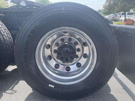 https://www.imanpro.net/pub/co/c1truck/photo/1085/14.jpg?20260630134514