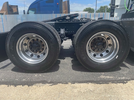https://www.imanpro.net/pub/co/c1truck/photo/1085/17.jpg?20260630134514