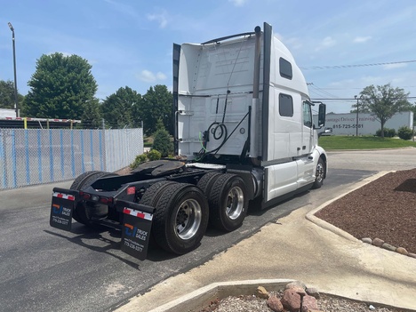 https://www.imanpro.net/pub/co/c1truck/photo/1085/5.jpg?20260630134514