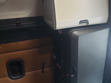 https://www.imanpro.net/pub/co/c1truck/photo/1086/15.jpg?20260626102756