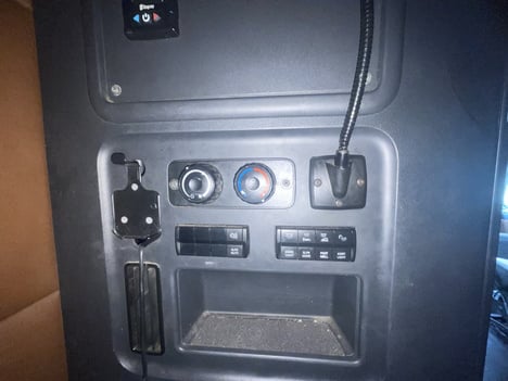 https://www.imanpro.net/pub/co/c1truck/photo/1087/29.jpg?20260720145512