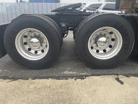 https://www.imanpro.net/pub/co/c1truck/photo/1091/16.jpg?20260813104124