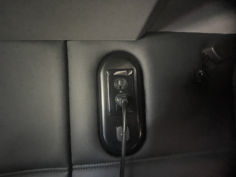 https://www.imanpro.net/pub/co/c1truck/photo/1092/33.jpg?20260820165839