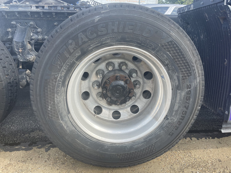 https://www.imanpro.net/pub/co/c1truck/photo/1103/16.jpg?20260901120432