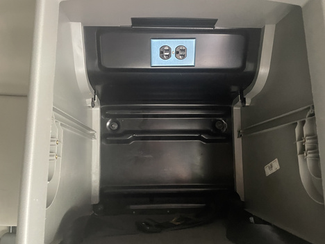 https://www.imanpro.net/pub/co/c1truck/photo/1103/25.jpg?20260901120432