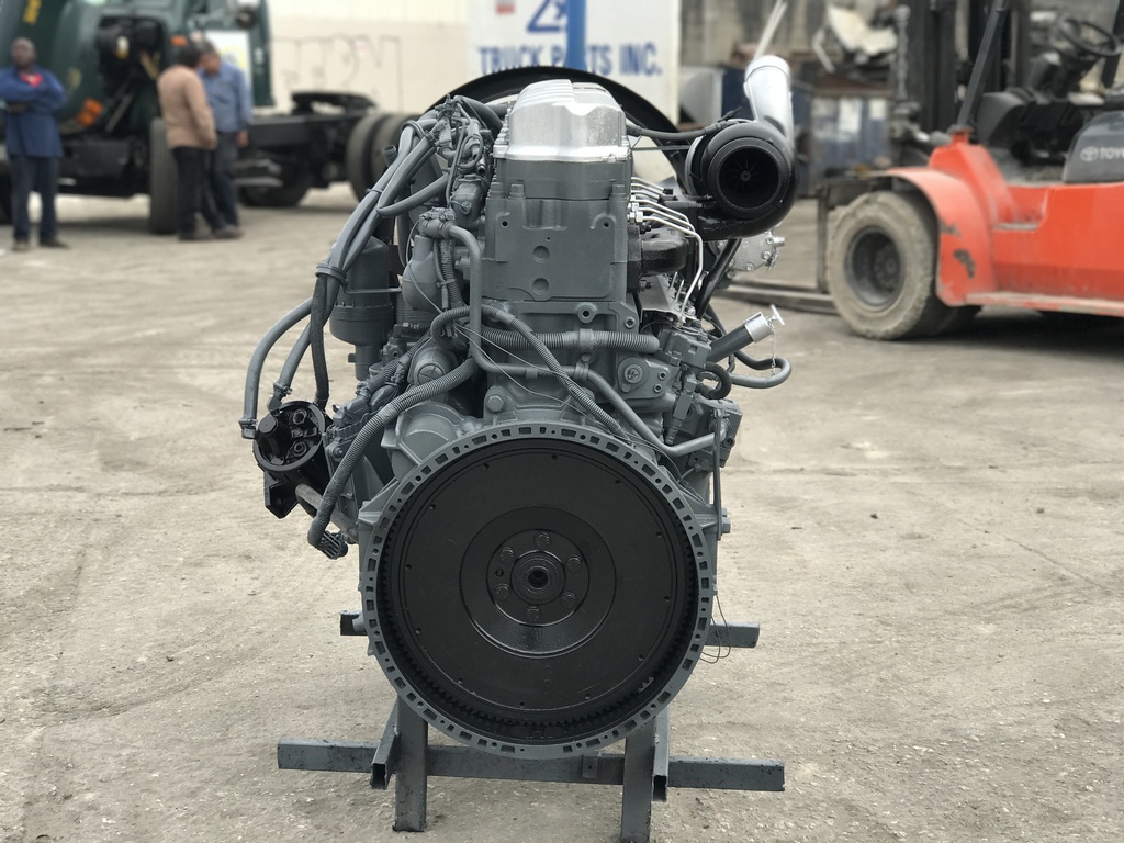 USED 2002 MACK E7 TRUCK ENGINE TRUCK PARTS #1174-3