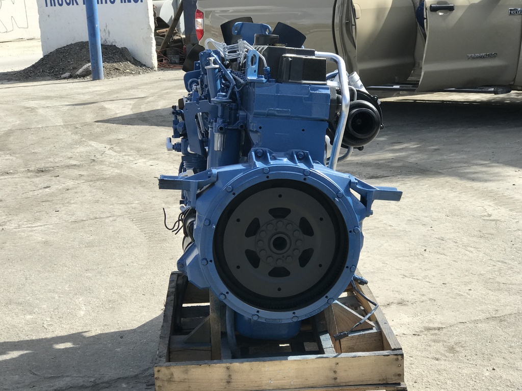 USED 1994 INTERNATIONAL DT466 TRUCK ENGINE TRUCK PARTS #1192-4