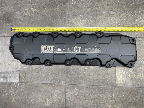  CAT C7 Valve Cover #1752