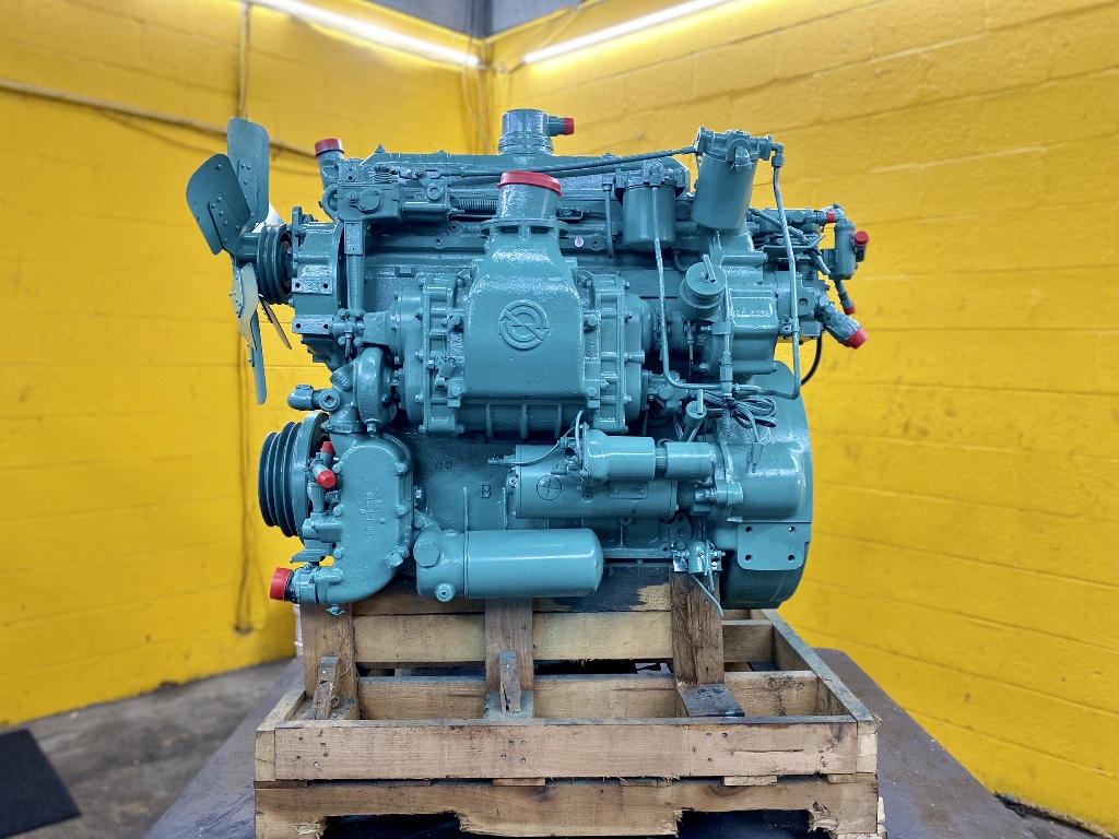USED DETROIT 4-71 TRUCK ENGINE TRUCK PARTS #2735
