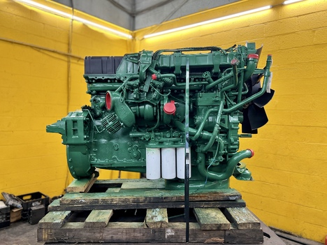 2004 VOLVO VED12 Truck Engine #3082