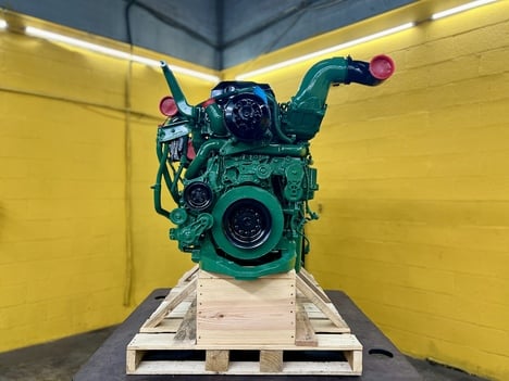 2012 VOLVO D11 Truck Engine #3985 2012 VOLVO D11 Truck Engine #3985