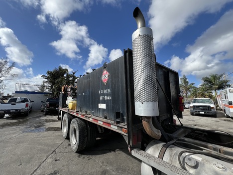 1995 MACK CH613 Flatbed Trailer #4085