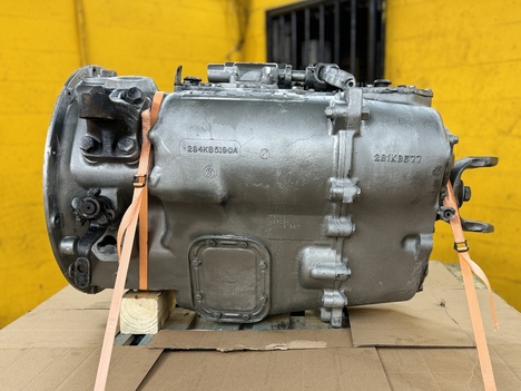  MACK T2100 Transmission #4098