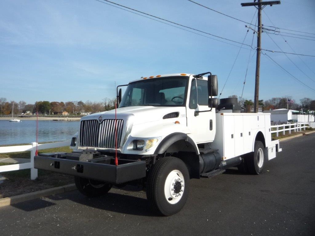 USED 2005 INTERNATIONAL 7300 SERVICE UTILITY TRUCK FOR SALE IN IN NEW