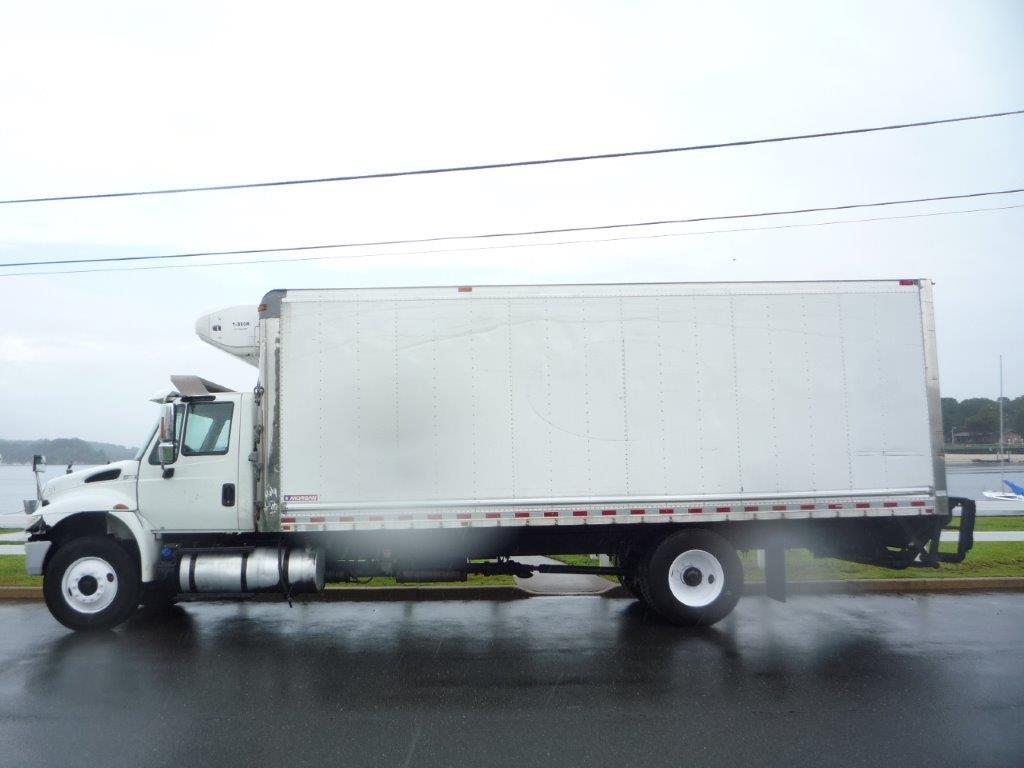 Heavy Duty Stake Platform Mhp Truck Bodies By Morgan Truck Body