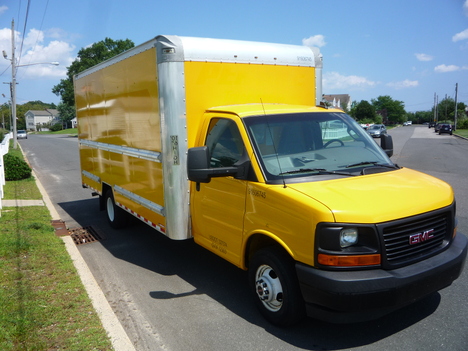 USED 2017 GMC SAVANA BOX VAN TRUCK #12097-5