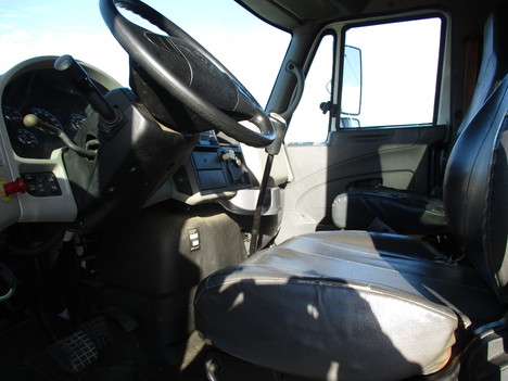 USED 2008 INTERNATIONAL 4300 MOVING TRUCK #12137-2