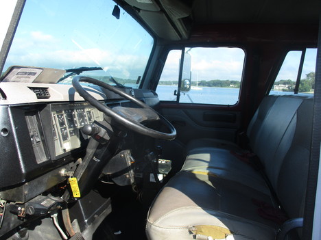 USED 2002 INTERNATIONAL 4700 LP CREW DUMP TRUCK #12187-9