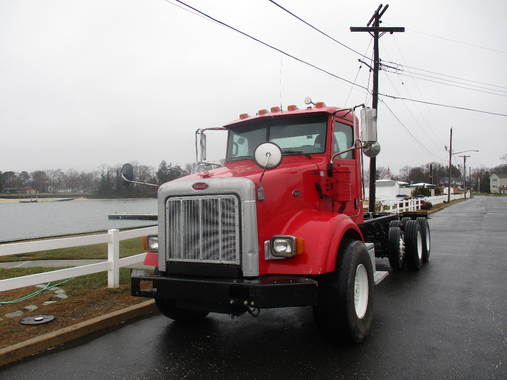 USED 2007 PETERBILT 357 CAB CHASSIS TRUCK #12192