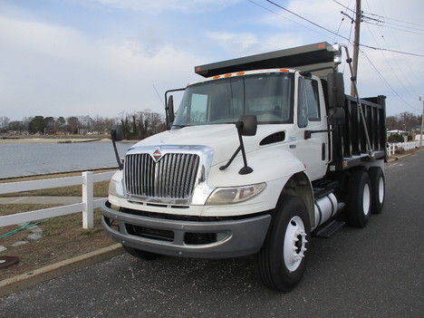 USED 2015 INTERNATIONAL 4400 6 X 4 DUMP TRUCK #12226-1