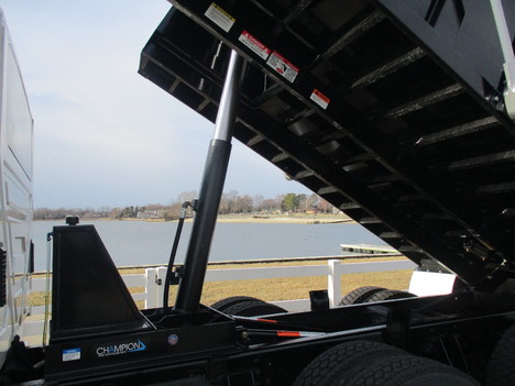 USED 2015 INTERNATIONAL 4400 6 X 4 DUMP TRUCK #12226-8