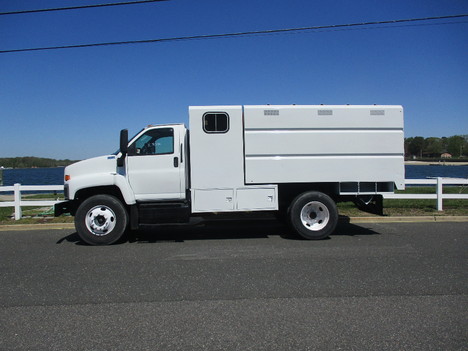 USED 2008 GMC C6500 CHIPPER DUMP TRUCK #12247-5